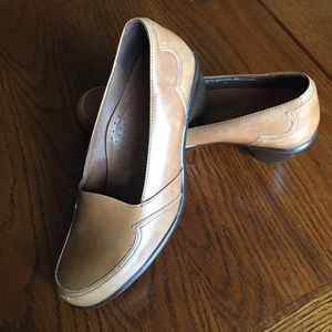 Dansko Camel Heels size 39